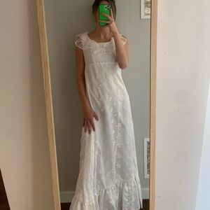 Vintage handmade wedding dress size 4-6
